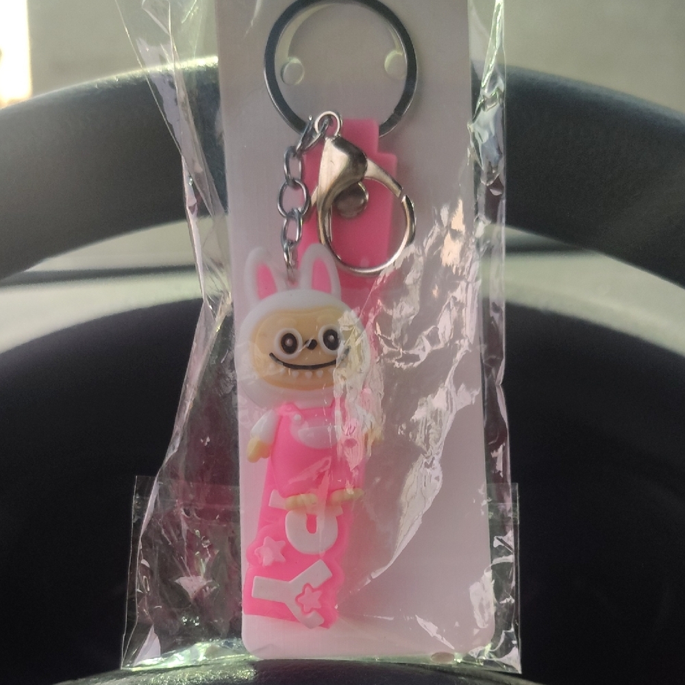 LABUBU White & Pink Bunny Keychain🤍🩷